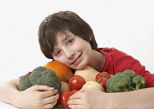 不吃或少吃蔬菜水果的人患肺癌的风险增加