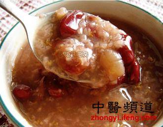 夏季炎热烦闷 中医推荐8款消暑养生粥(图)