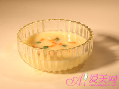  便秘怎么办？8大润肠茶饮让你“肠”通无阻 